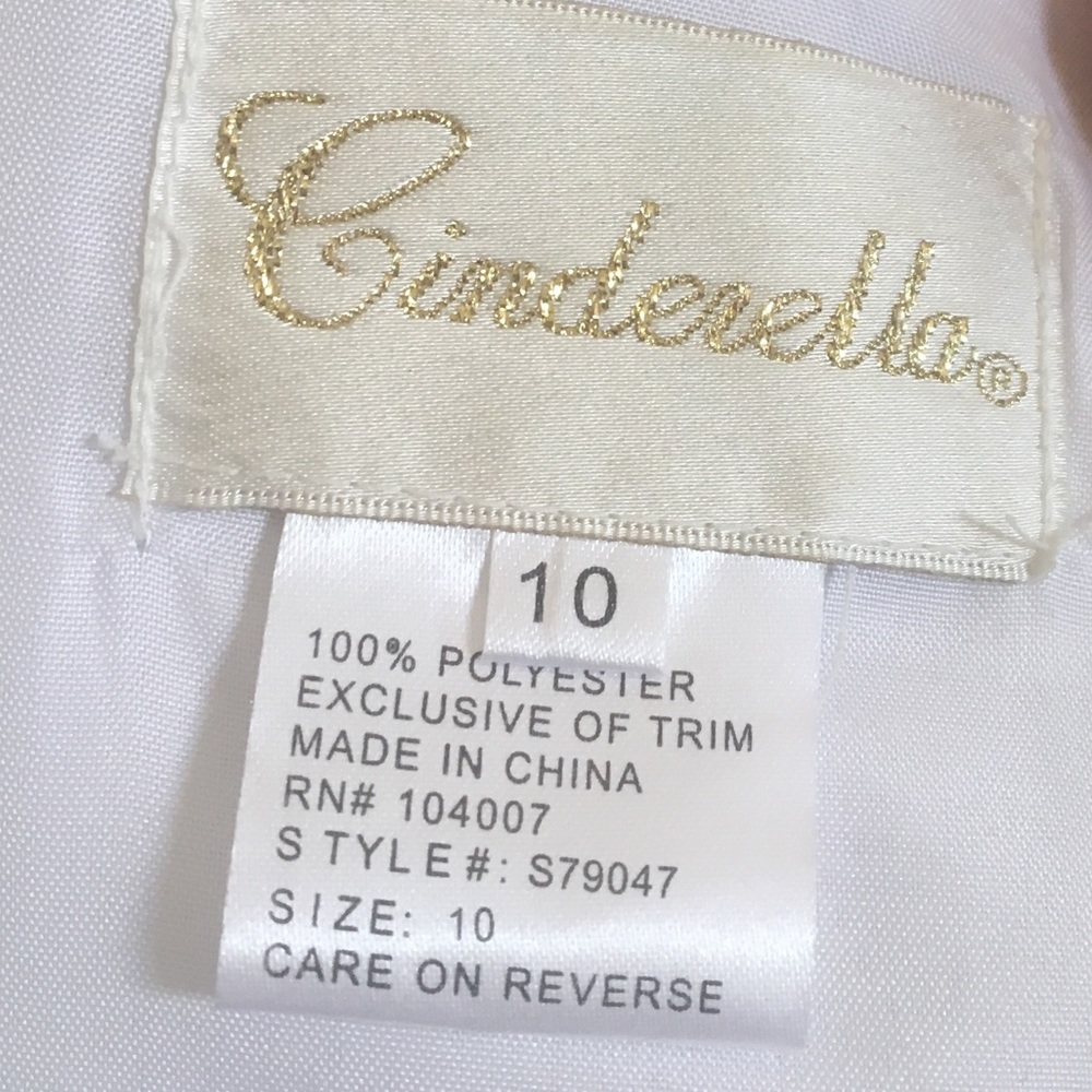 First communion dress! - Picture 2 of 4